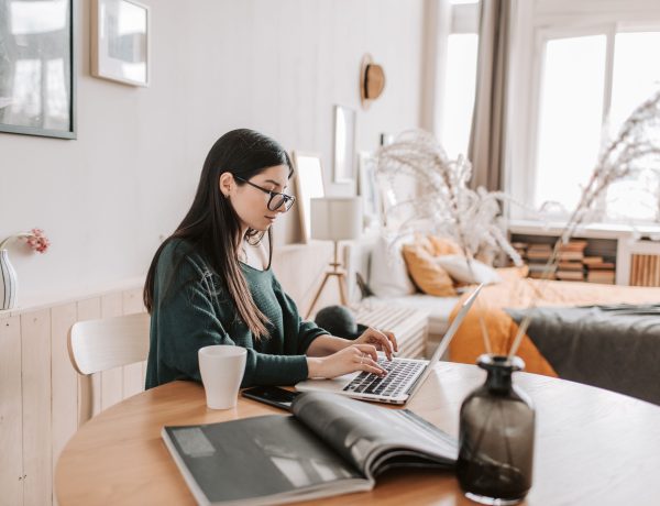 How to sell digital products: behind-the-scenes of what's been working in sales